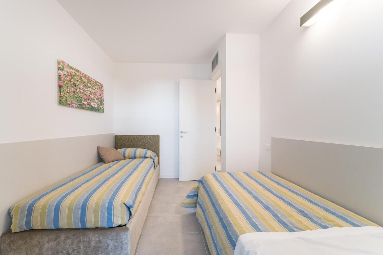 Appartamenti Torre Bianca Lignano Sabbiadoro Exterior foto