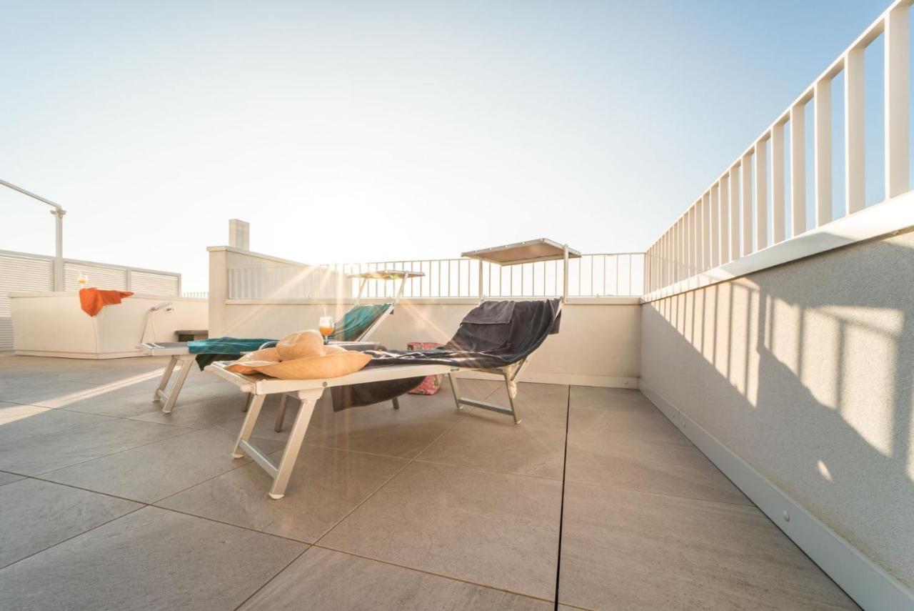 Appartamenti Torre Bianca Lignano Sabbiadoro Exterior foto